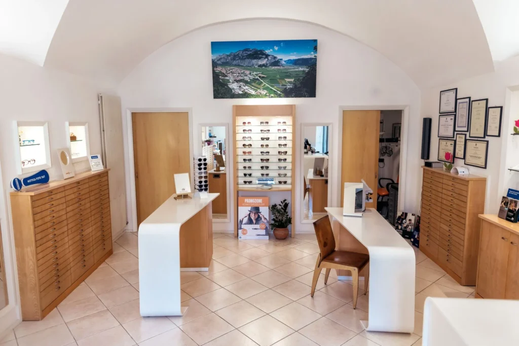 Ottica Tait a mezzolombardo - occhiali da vista